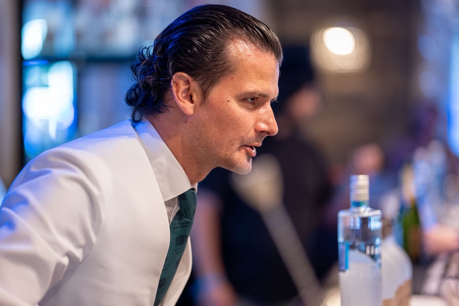 Erik Lorincz, owner-bartender of Kwãnt Mayfair, showcasing his skills at the iichiko pop-up bar venue